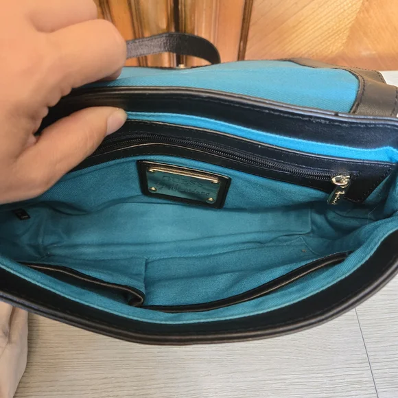 Guess By Marciano - Leather Saddlebag Clutch / Crossover - Picture 4 of 14